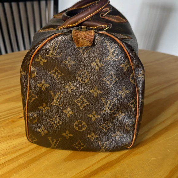 Authentic Vintage LOUIS VUITTON SPEEDY 25 Brown Monogramam Handbag Duffle - Picture 4 of 10